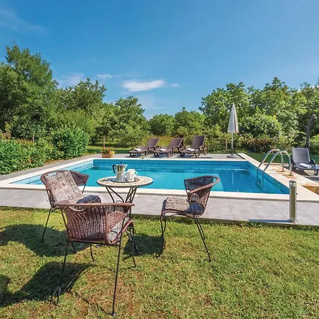 Marceljani Cr Appartement