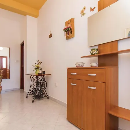 4 Bedroom Stunning In