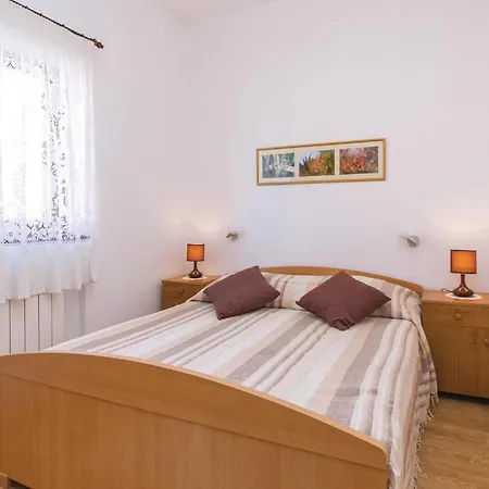 4 Bedroom Stunning In *