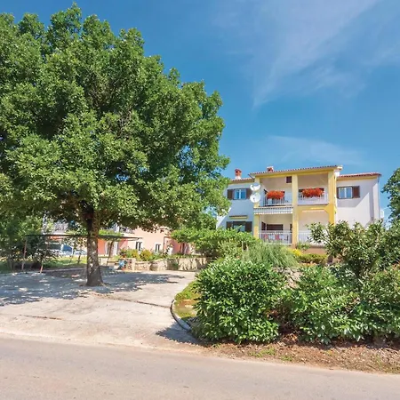 4 Bedroom Stunning In *