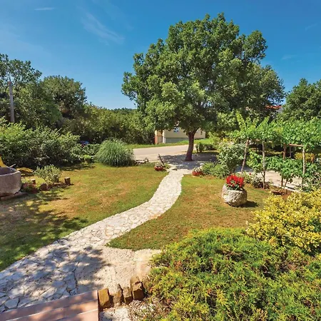 Apartment 4 Bedroom Stunning In Labin (Istria)